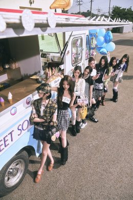 Hearts2Hearts (ฮาร์ตส์ทูฮาร์ตส์) กลับมาดึงดูดความสนใจของทุกคนด้วยมินิอัลบั้มแรก "FOCUS" พร้อมเพลงสุดติดหูที่ชวนให้โฟกัสกับเสน่ห์ใหม่ของทั้ง 8 สมาชิก